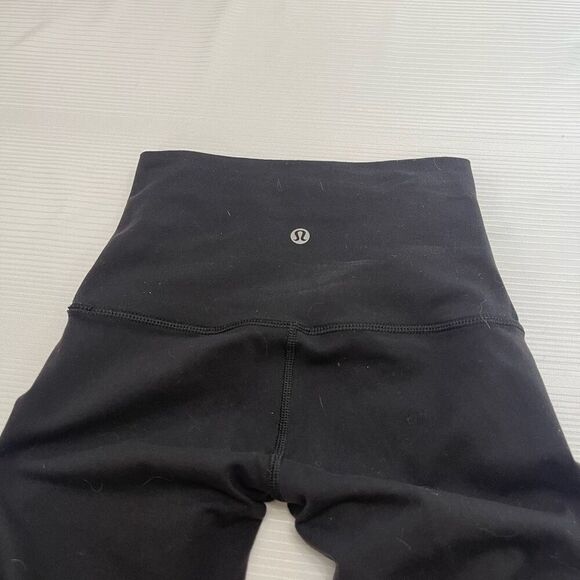 Lululemon Black Align Cropped Leggings Size 2 - Picture 8 of 8